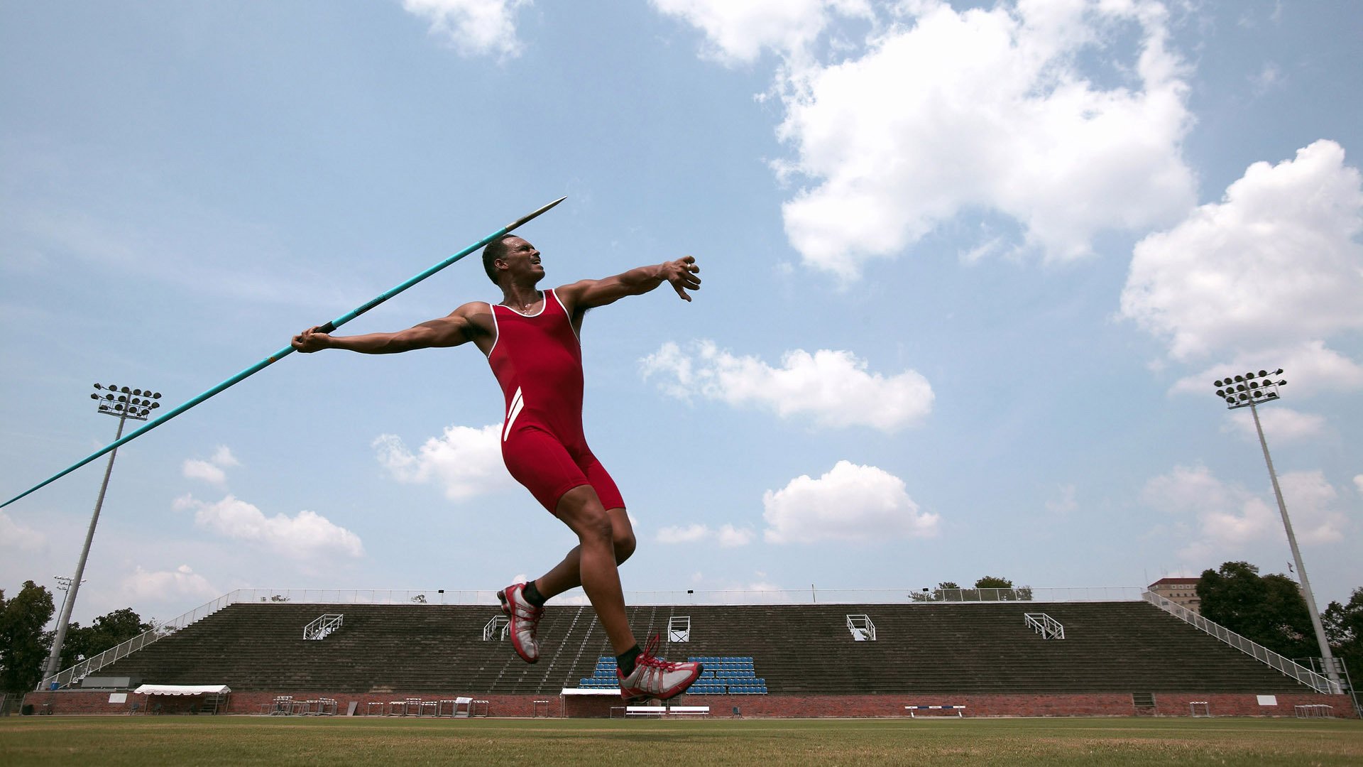 VAR技术升级引发裁判判罚新变化,var裁判指的是